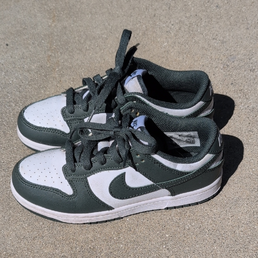 Nike Kids Dark Green and White Sneakers
